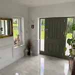 Bed & Breakfast Ashlee Lodge, P25k6r6 Near Ballymaloe Cookery School & Garryvoe 3*