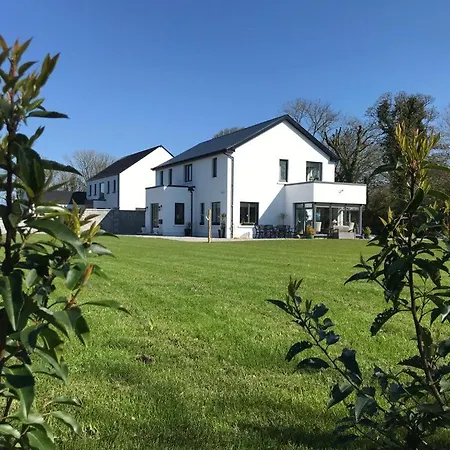 Ashlee Lodge, P25k6r6 Near Ballymaloe House & Garryvoe 3*