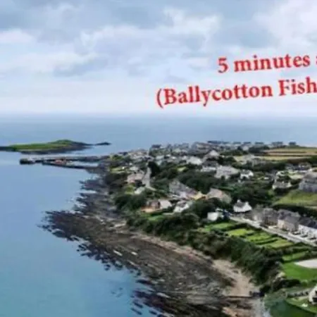 Ashlee Lodge, P25k6r6 Near Ballymaloe Cookery School & Garryvoe Bed and Breakfast Shanagarry