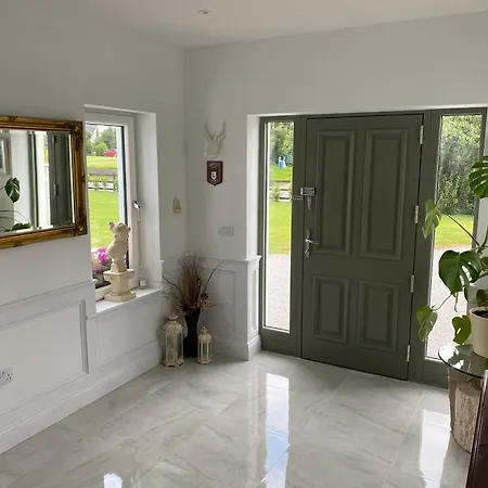 Bed and Breakfast Ashlee Lodge, P25k6r6 Near Ballymaloe Cookery School & Garryvoe 3*