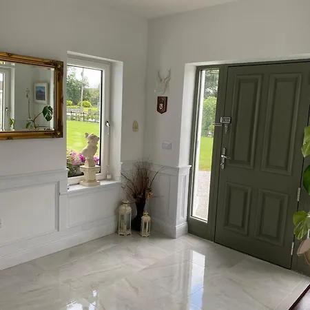 Bed & Breakfast Ashlee Lodge, P25k6r6 Near Ballymaloe House & Garryvoe Shanagarry